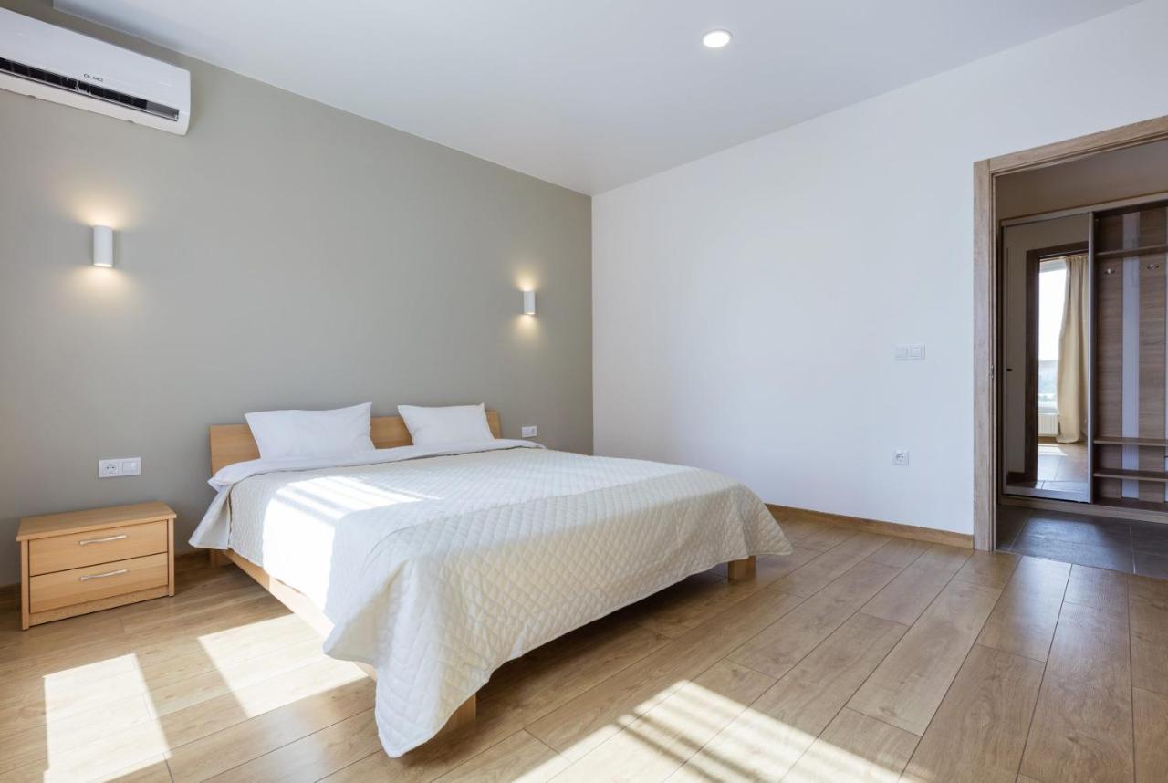 Nyvky Like Home - Nyvky Park - Apt 45 Київ Екстер'єр фото